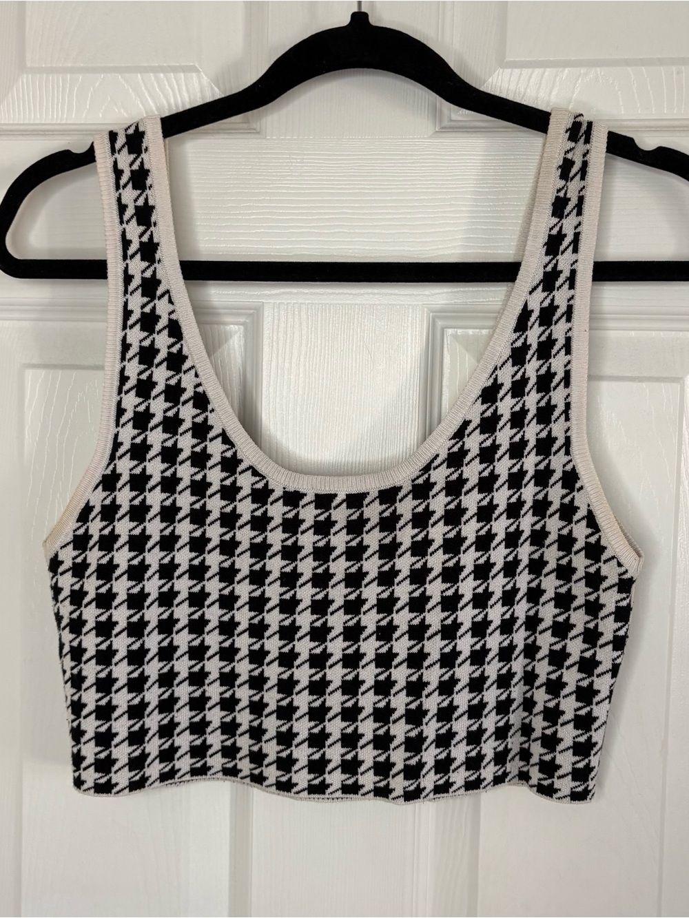 Garage Black & White Houndstooth Crop Tank Top